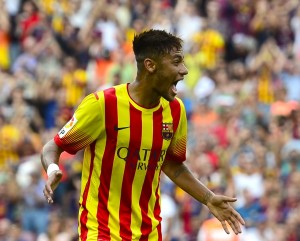 Neymar marcou dois e fez a festa dos mais de 80 mil torcedores presentes no Camp Nou. / Foto: Manu Fernández AP/AE 