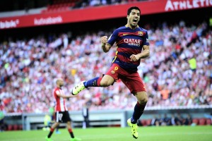 Luis Suárez celebra o gol em Bilbao