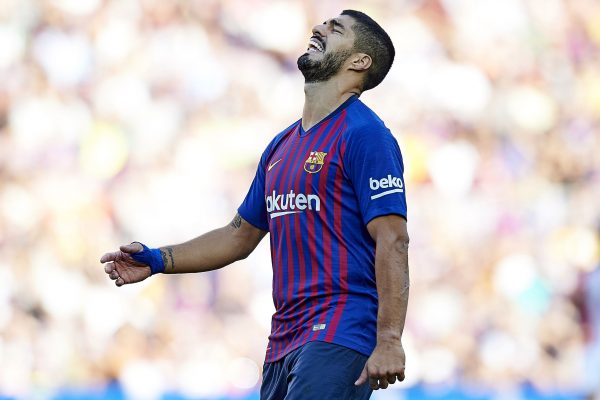 Suárez lamenta uma chance perdida contra o Athletic, no Camp Nou, pela Liga Espanhola