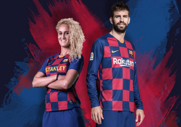 Kheira Hamraoui e Gerard Piqué apresentam o uniforme 2019/20 do Barça